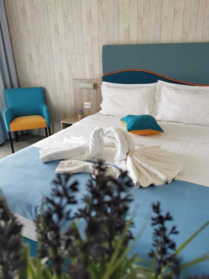 Hotel Riviera Mamaia Buitenkant foto