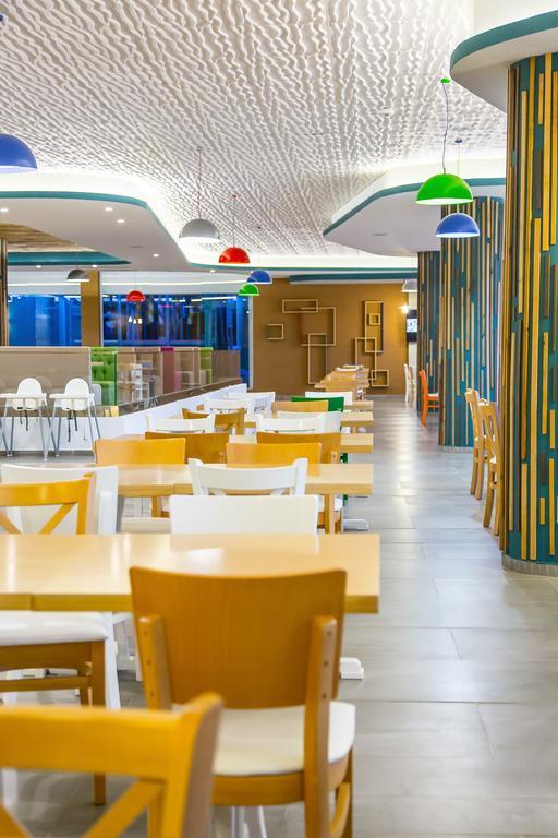 Hotel Riviera Mamaia Buitenkant foto