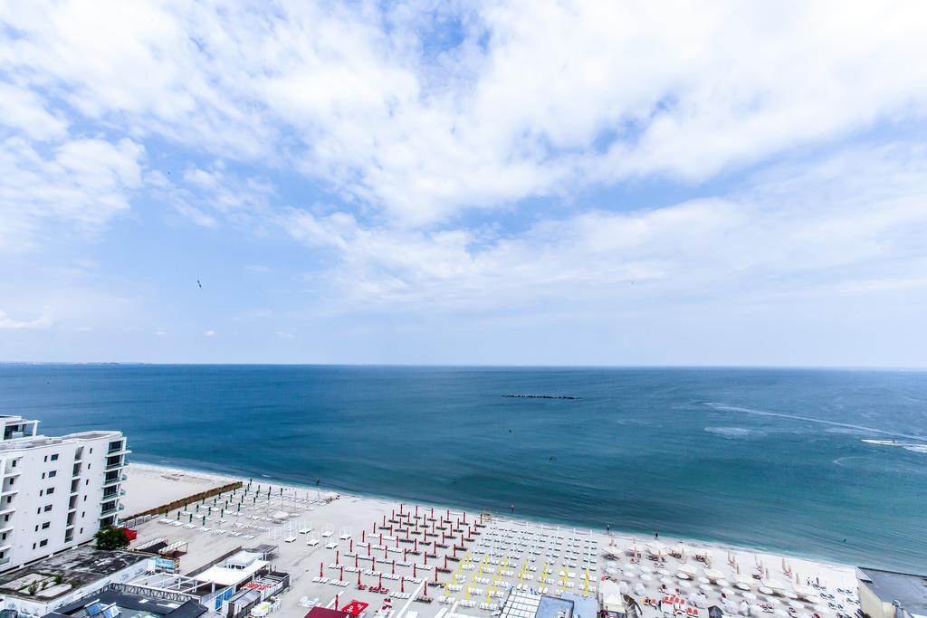 Hotel Riviera Mamaia Buitenkant foto